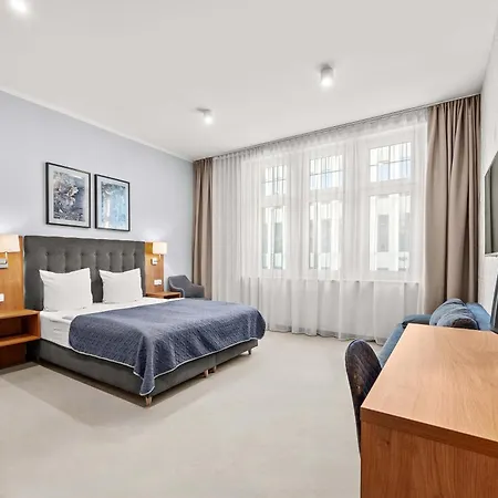 Brassel Lägenhetshotell 4*