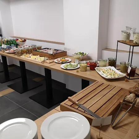 Brassel 4* Wroclaw