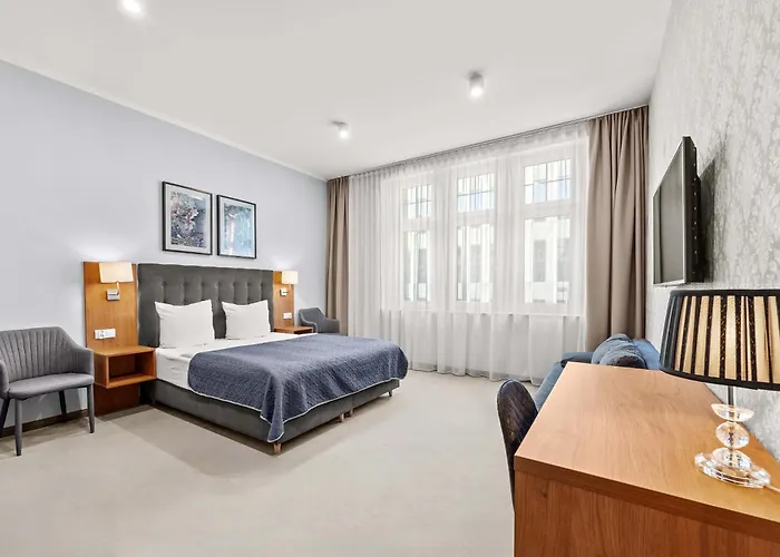 Brassel Aparthotel 4*